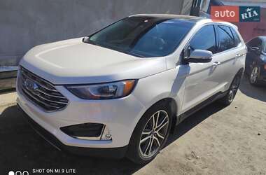 Внедорожник / Кроссовер Ford Edge 2019 в 