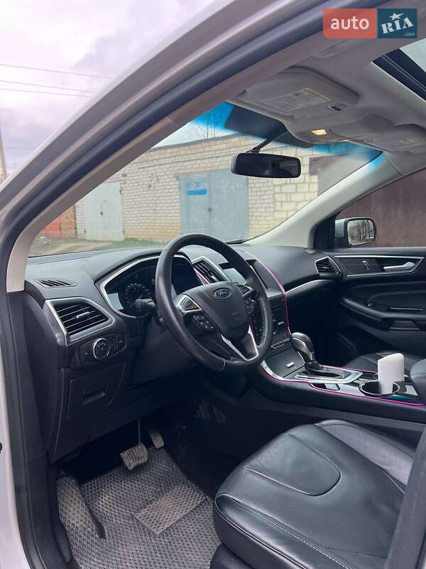 Внедорожник / Кроссовер Ford Edge 2015 в Первомайске