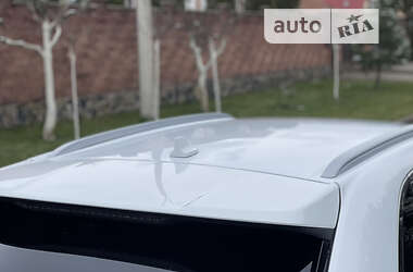 Позашляховик / Кросовер Ford Edge 2020 в 