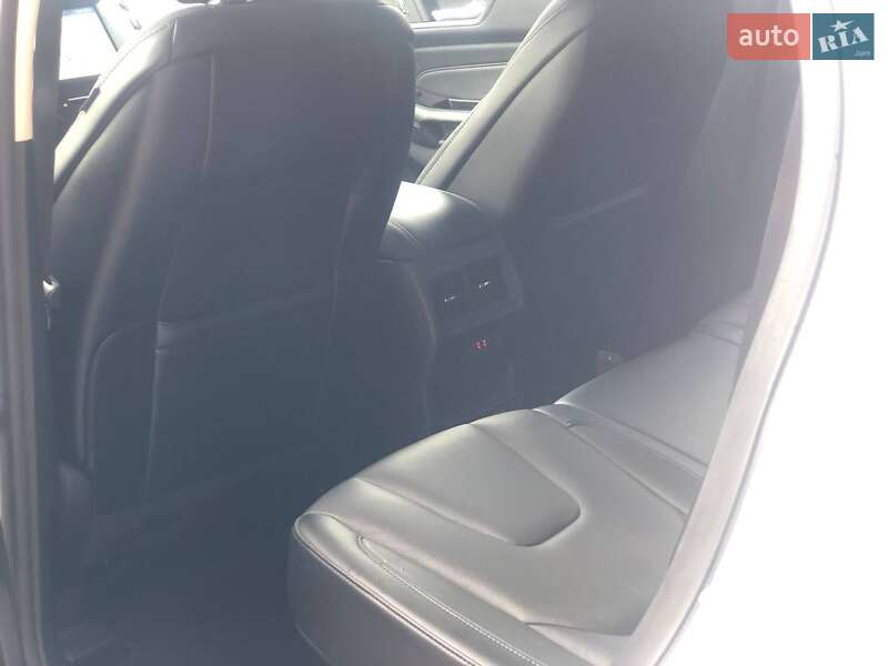 Позашляховик / Кросовер Ford Edge 2017 в Рівному