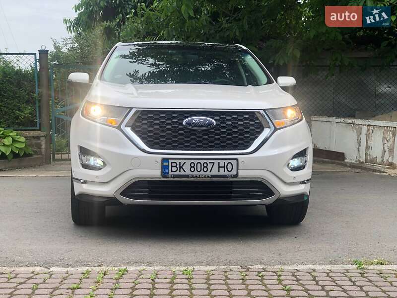 Позашляховик / Кросовер Ford Edge 2017 в Рівному
