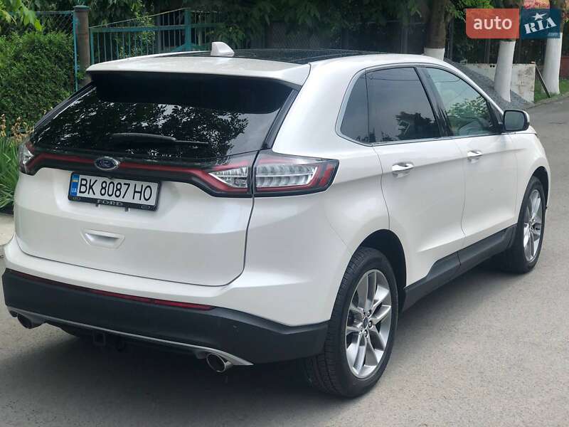 Позашляховик / Кросовер Ford Edge 2017 в Рівному