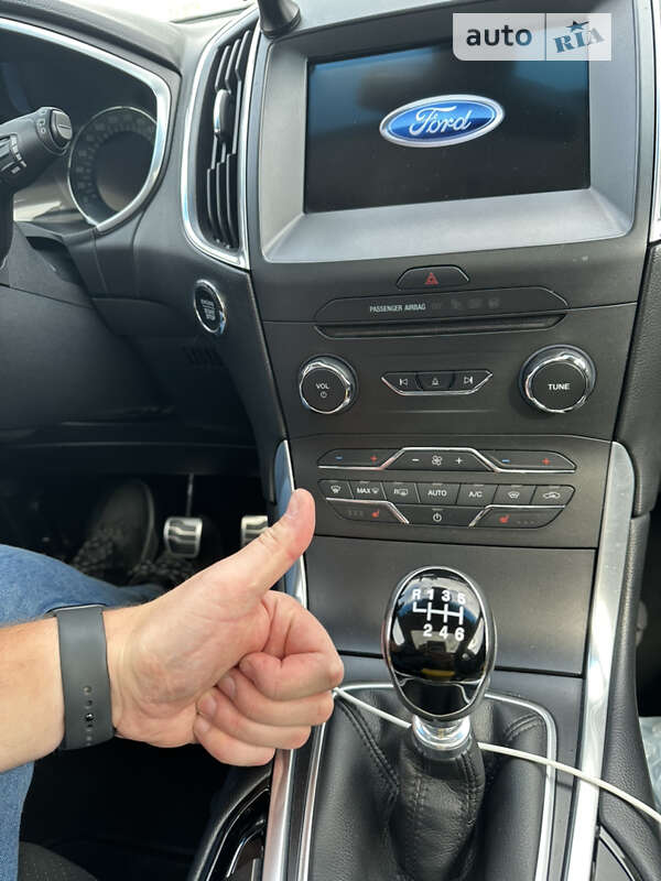 Внедорожник / Кроссовер Ford Edge 2017 в Киеве
