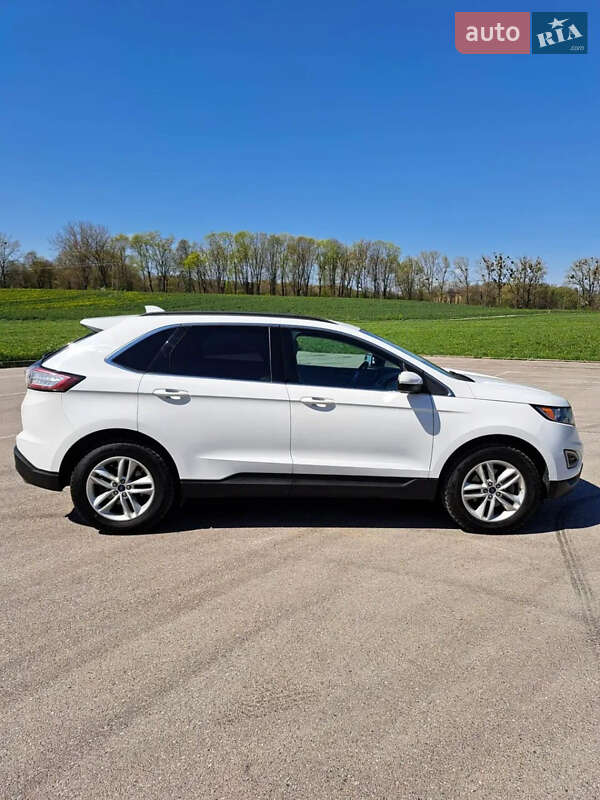 Позашляховик / Кросовер Ford Edge 2017 в Стрию