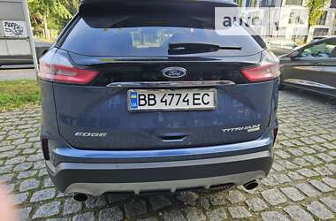 Внедорожник / Кроссовер Ford Edge 2019 в 