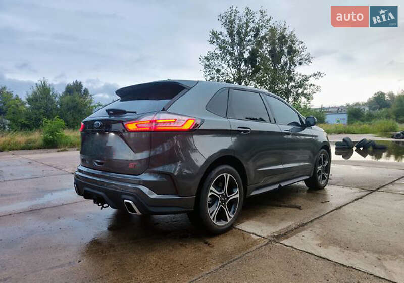 Позашляховик / Кросовер Ford Edge 2019 в Благовіщенську