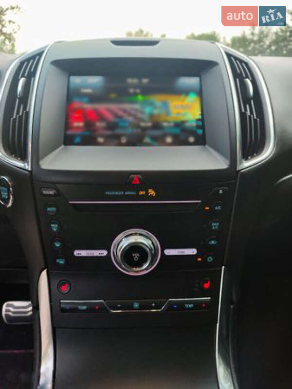 Позашляховик / Кросовер Ford Edge 2019 в Благовіщенську