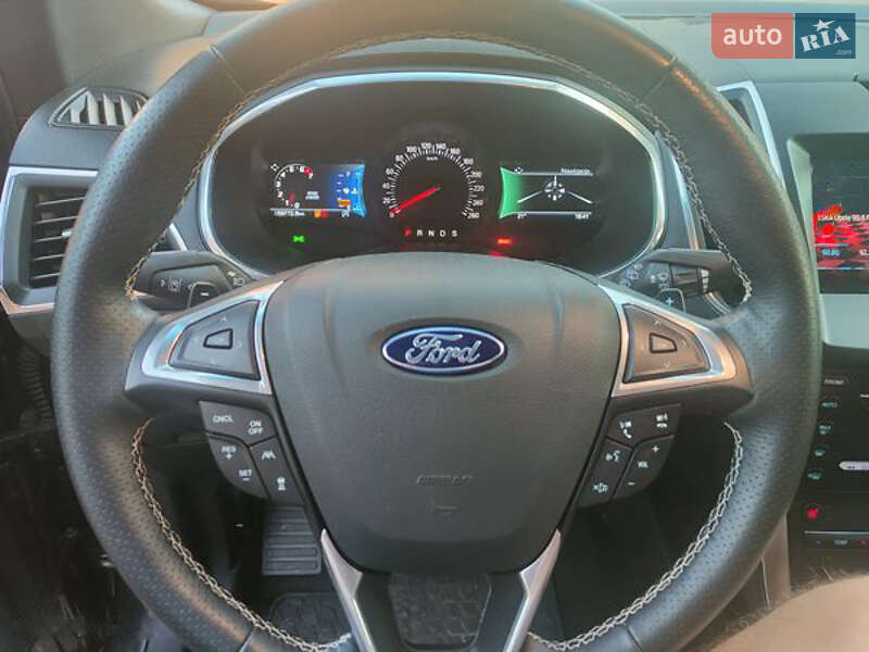 Позашляховик / Кросовер Ford Edge 2019 в Благовіщенську