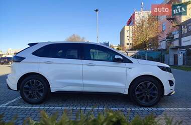 Позашляховик / Кросовер Ford Edge 2016 в 