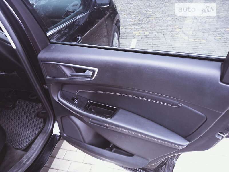 Внедорожник / Кроссовер Ford Edge 2015 в Луцке