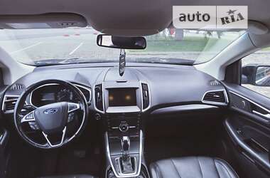Внедорожник / Кроссовер Ford Edge 2015 в 