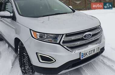 Внедорожник / Кроссовер Ford Edge 2016 в Млинове