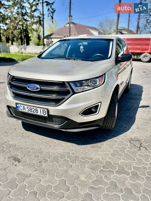 Позашляховик / Кросовер Ford Edge 2017 в Жашківу