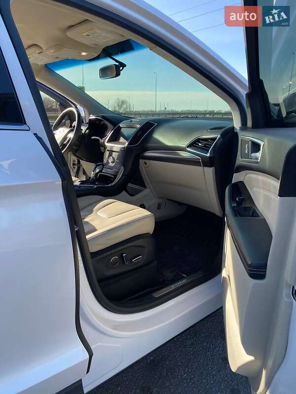 Внедорожник / Кроссовер Ford Edge 2017 в Василькове