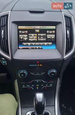 Внедорожник / Кроссовер Ford Edge 2017 в Сарнах