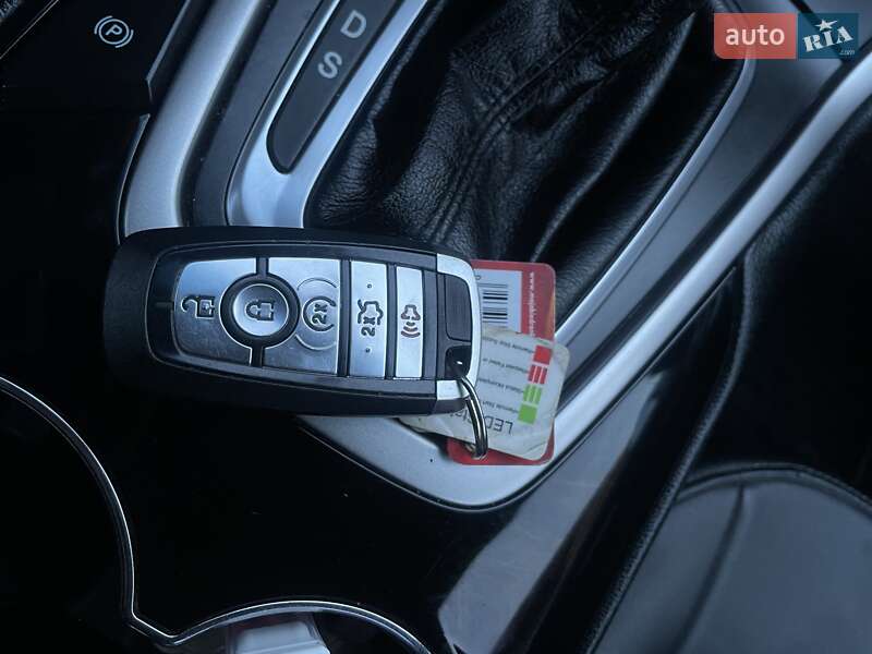 Внедорожник / Кроссовер Ford Edge 2017 в Ровно