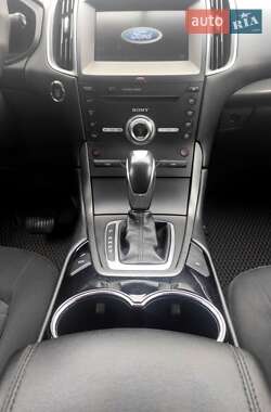 Позашляховик / Кросовер Ford Edge 2016 в Кривому Розі