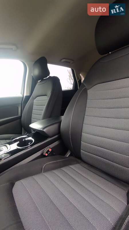 Внедорожник / Кроссовер Ford Edge 2016 в Кривом Роге