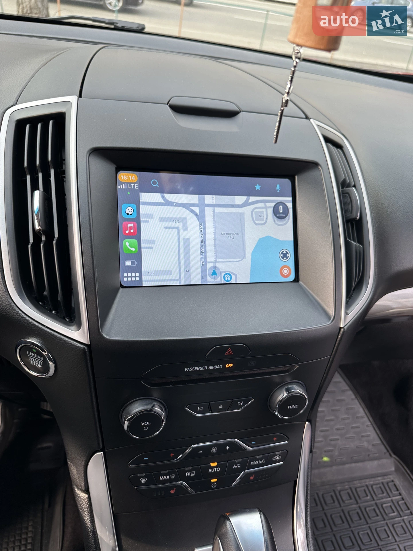 2016 Ford Edge - мініатюра 18