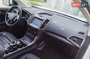Внедорожник / Кроссовер Ford Edge 2020 в 