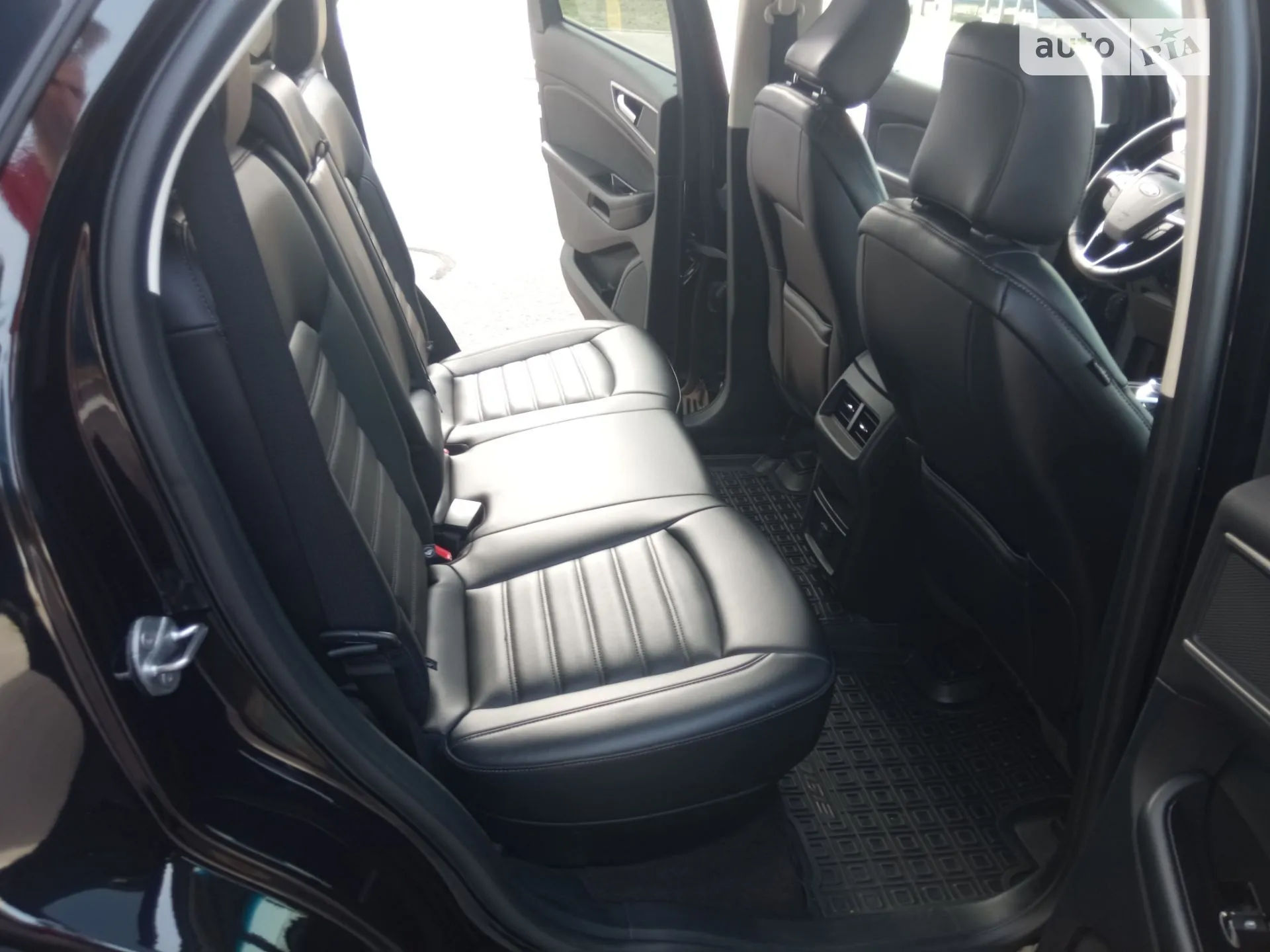 2020 Ford Edge - мініатюра 18