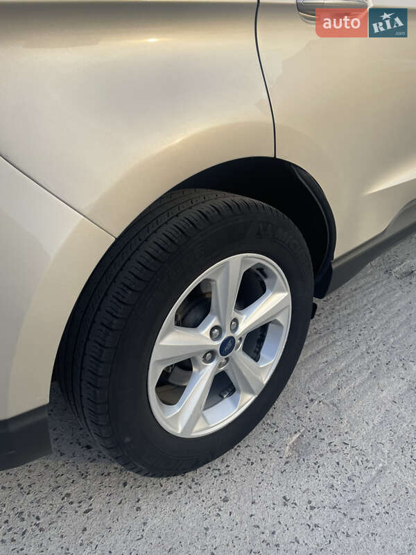 Позашляховик / Кросовер Ford Edge 2018 в Южноукраїнську