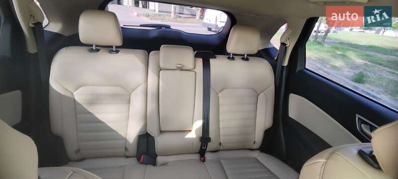Позашляховик / Кросовер Ford Edge 2018 в Запоріжжі