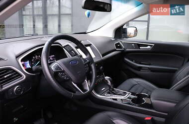Внедорожник / Кроссовер Ford Edge 2016 в 