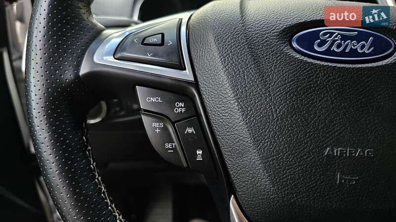 Позашляховик / Кросовер Ford Edge 2019 в Києві