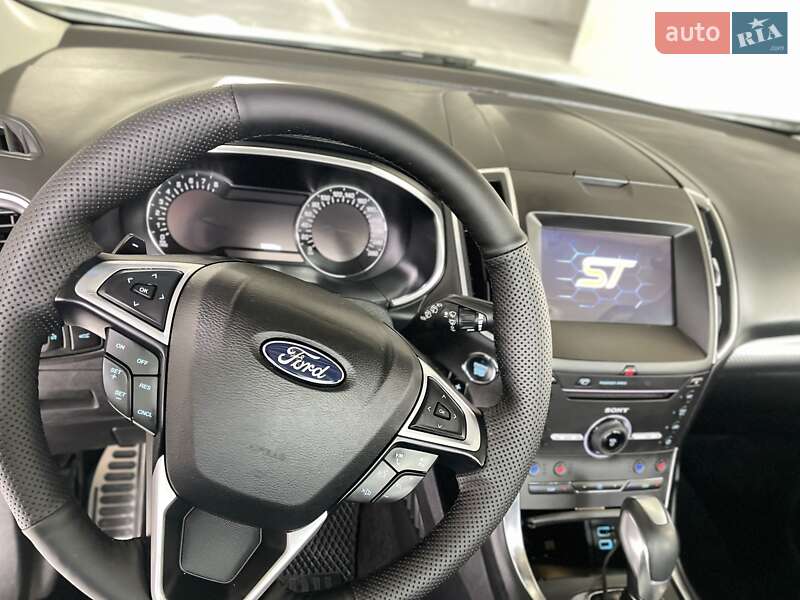 Позашляховик / Кросовер Ford Edge 2016 в Чорноморську