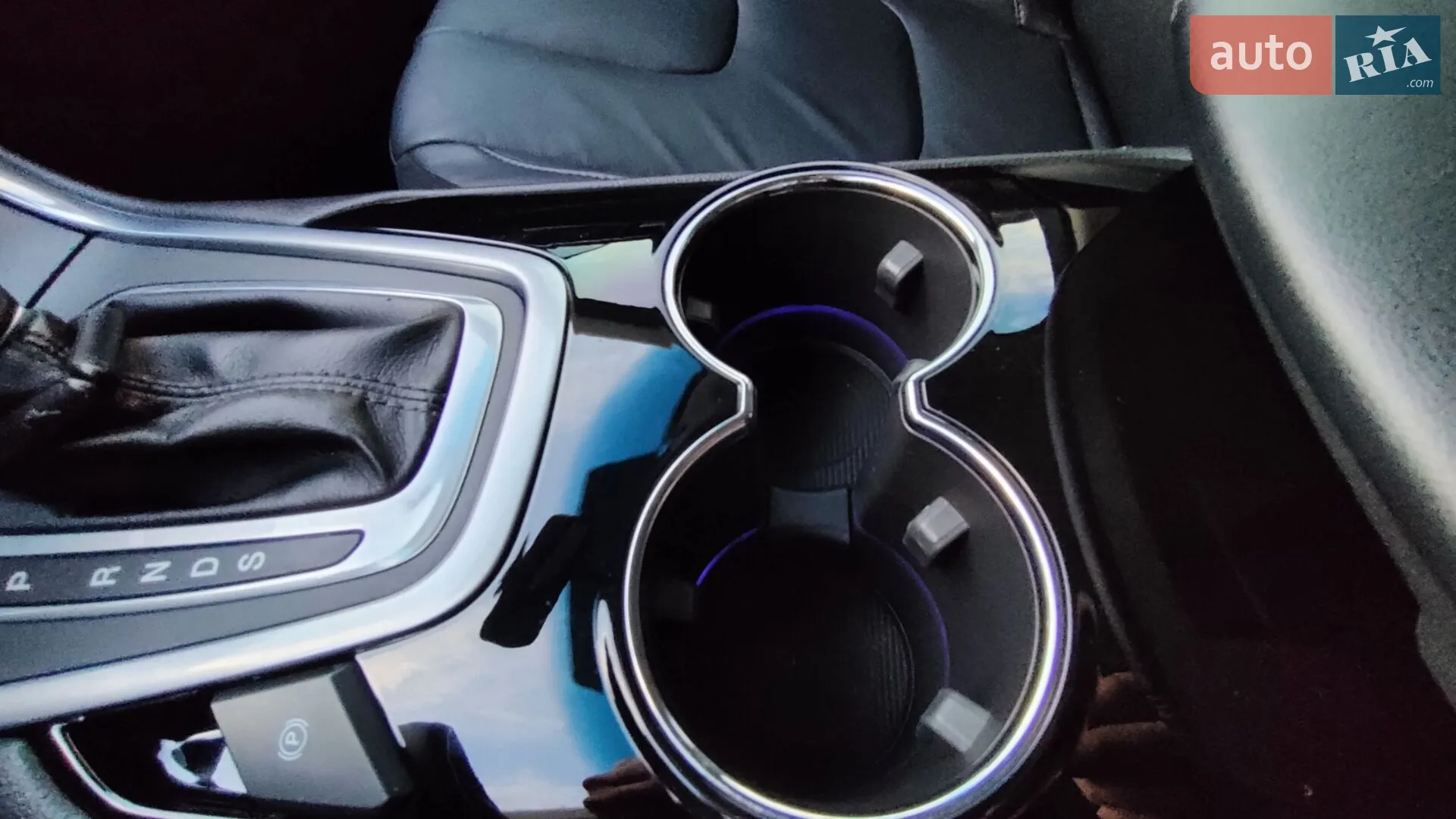 2016 Ford Edge - мініатюра 23
