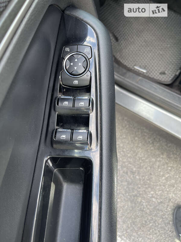 Внедорожник / Кроссовер Ford Edge 2016 в Борисполе