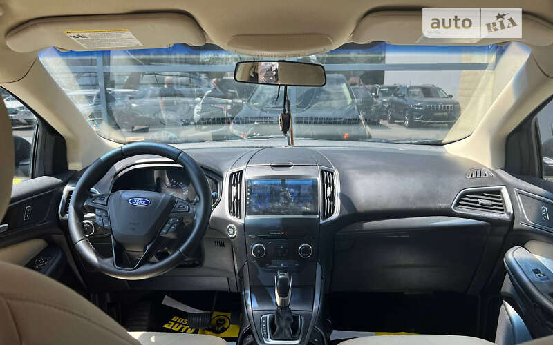 Позашляховик / Кросовер Ford Edge 2017 в Івано-Франківську
