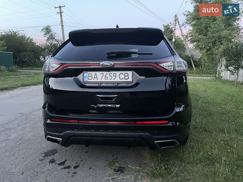 Позашляховик / Кросовер Ford Edge 2016 в Олександрії
