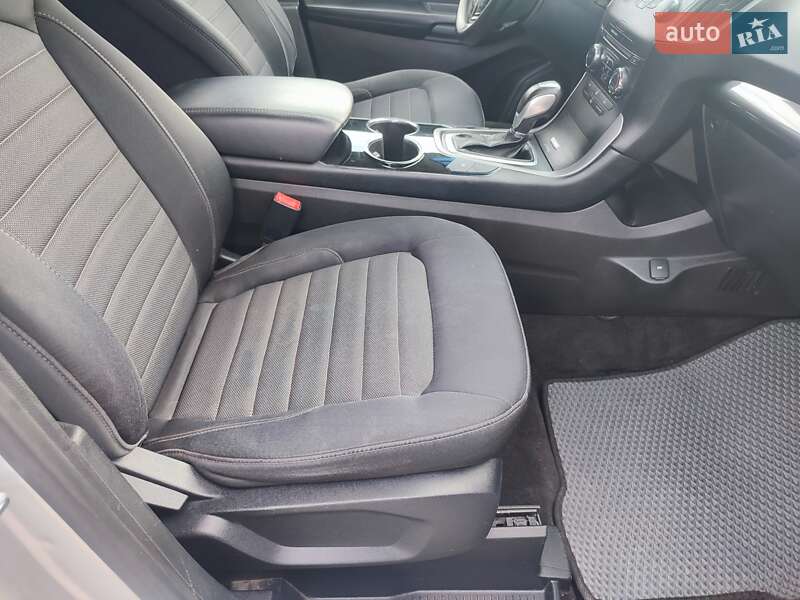 Внедорожник / Кроссовер Ford Edge 2016 в Трускавце
