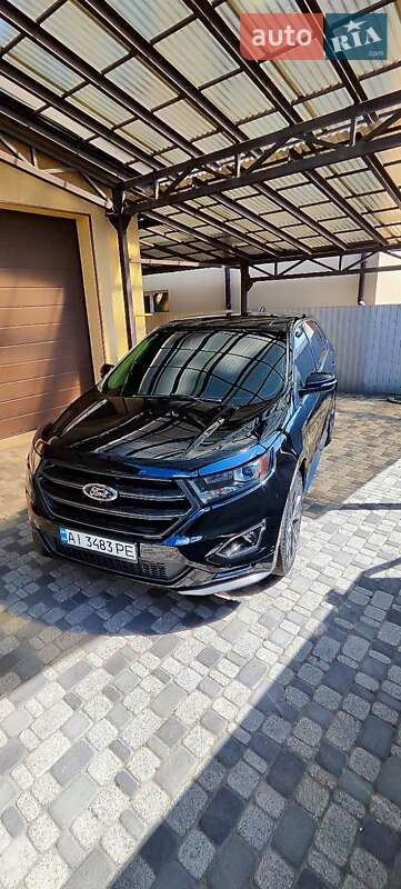 Внедорожник / Кроссовер Ford Edge 2016 в 