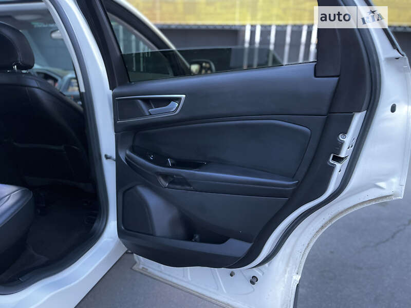 Позашляховик / Кросовер Ford Edge 2015 в Харкові