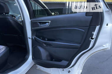 Внедорожник / Кроссовер Ford Edge 2015 в 