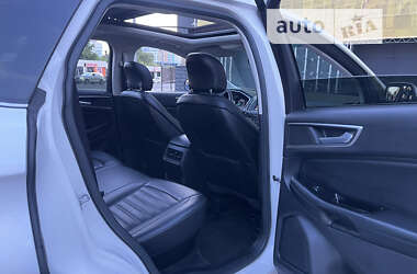 Внедорожник / Кроссовер Ford Edge 2015 в 
