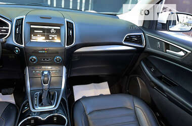 Внедорожник / Кроссовер Ford Edge 2015 в 