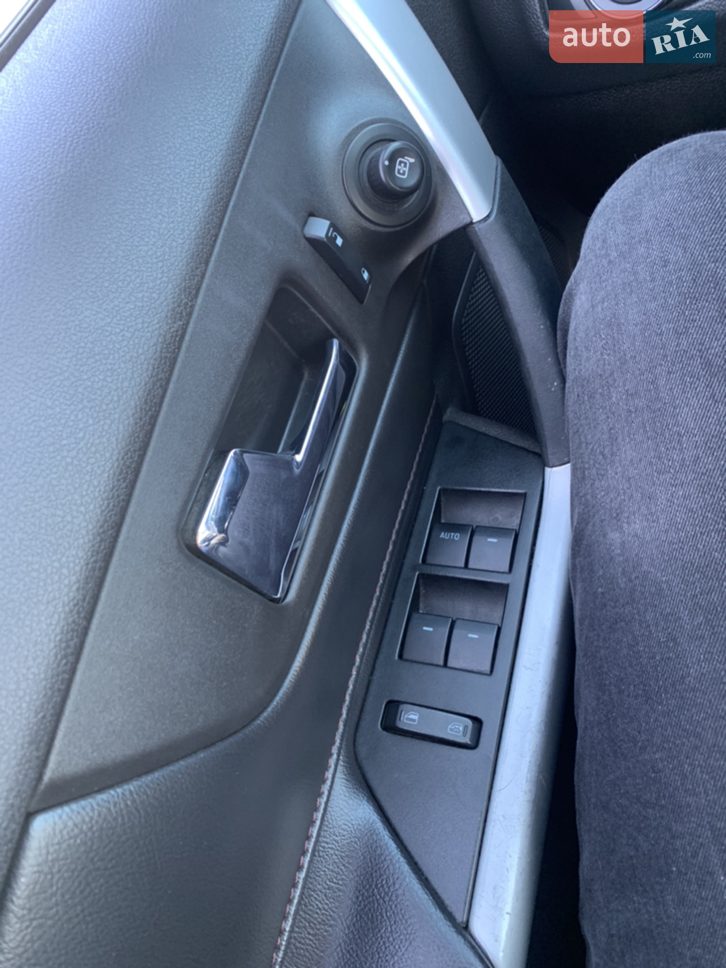 2012 Ford Edge - мініатюра 25