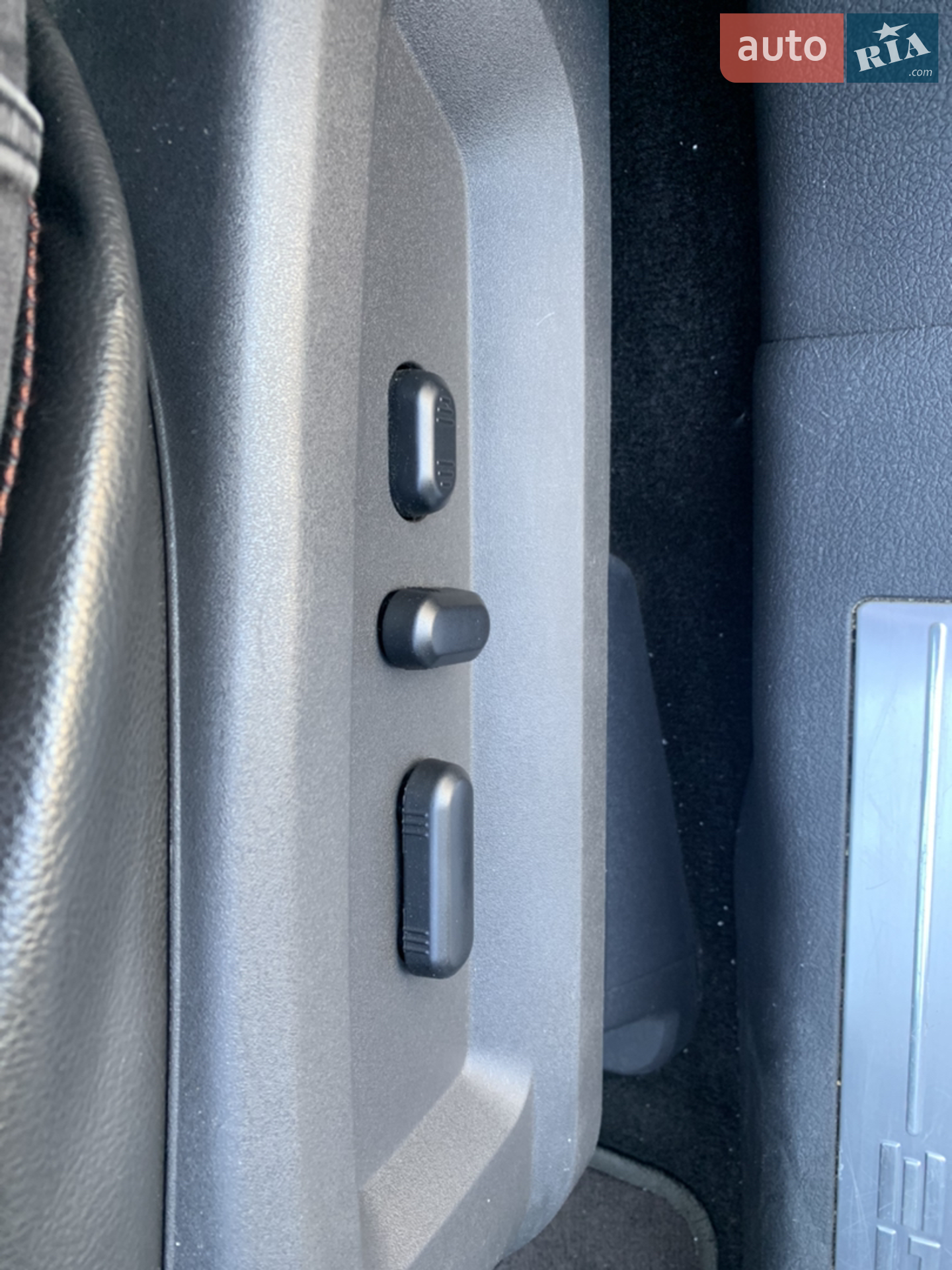 2012 Ford Edge - мініатюра 35