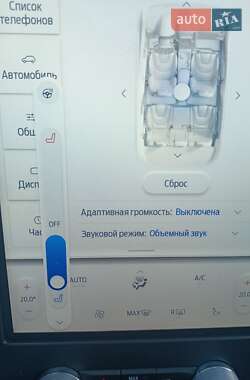Внедорожник / Кроссовер Ford Edge 2021 в 