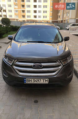 Внедорожник / Кроссовер Ford Edge 2015 в 
