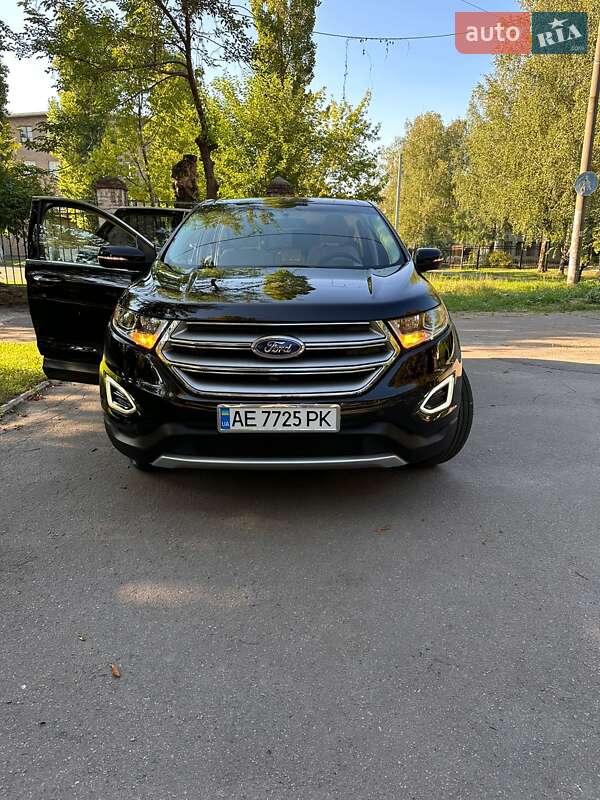 Позашляховик / Кросовер Ford Edge 2016 в Кривому Розі