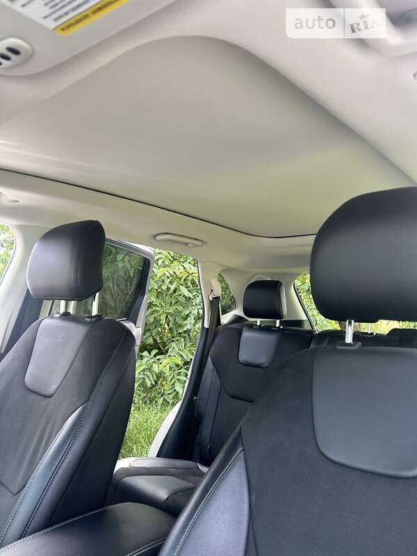 Внедорожник / Кроссовер Ford Edge 2016 в Ивано-Франковске