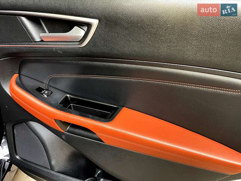 Внедорожник / Кроссовер Ford Edge 2016 в Хмельницком