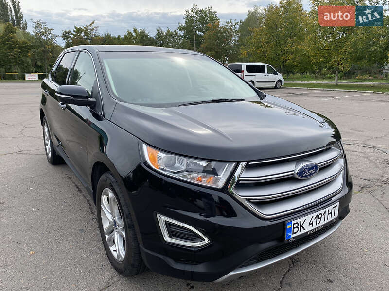 Позашляховик / Кросовер Ford Edge 2017 в Рівному