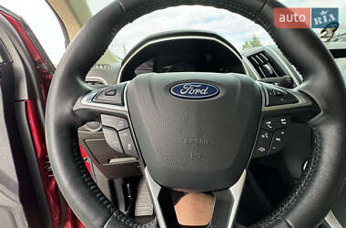 Внедорожник / Кроссовер Ford Edge 2019 в 