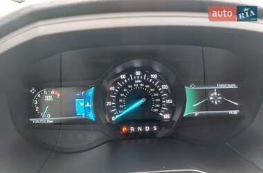 Внедорожник / Кроссовер Ford Edge 2017 в 